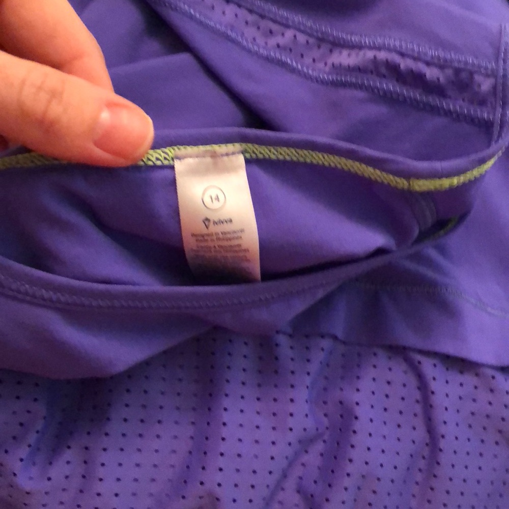 Ivivva shirt